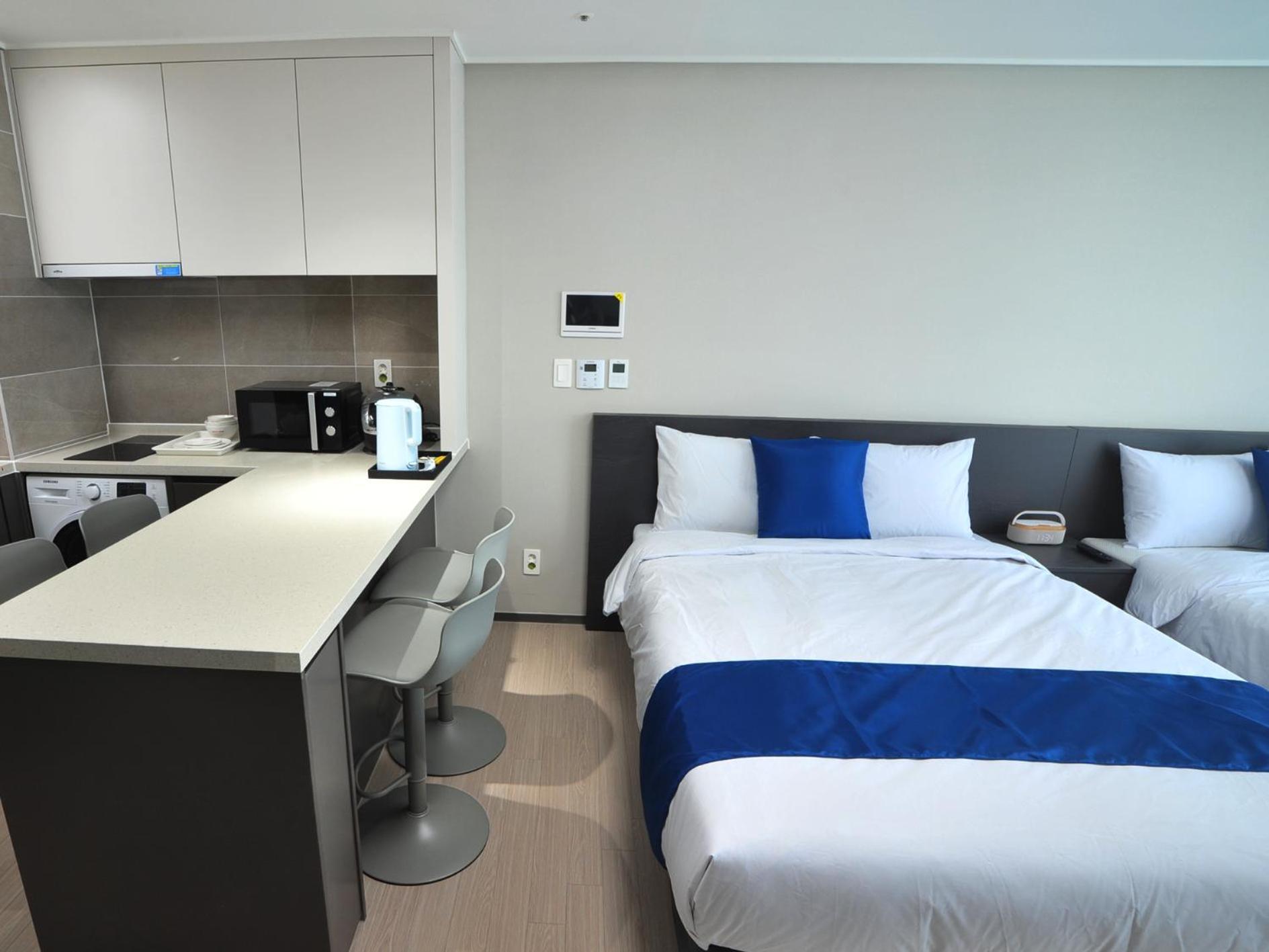 Coopstay Yeosu Hotel Exterior photo