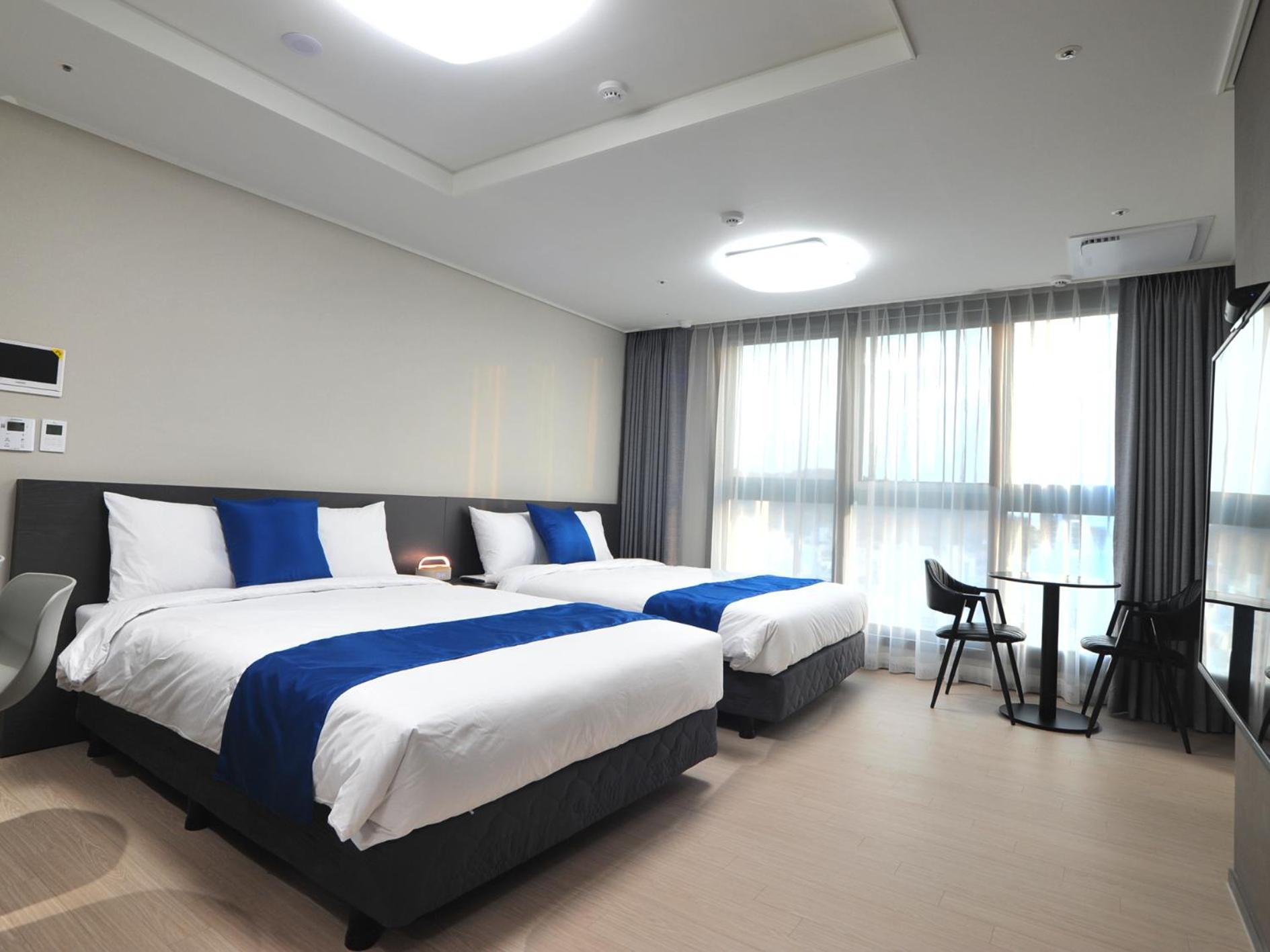 Coopstay Yeosu Hotel Exterior photo