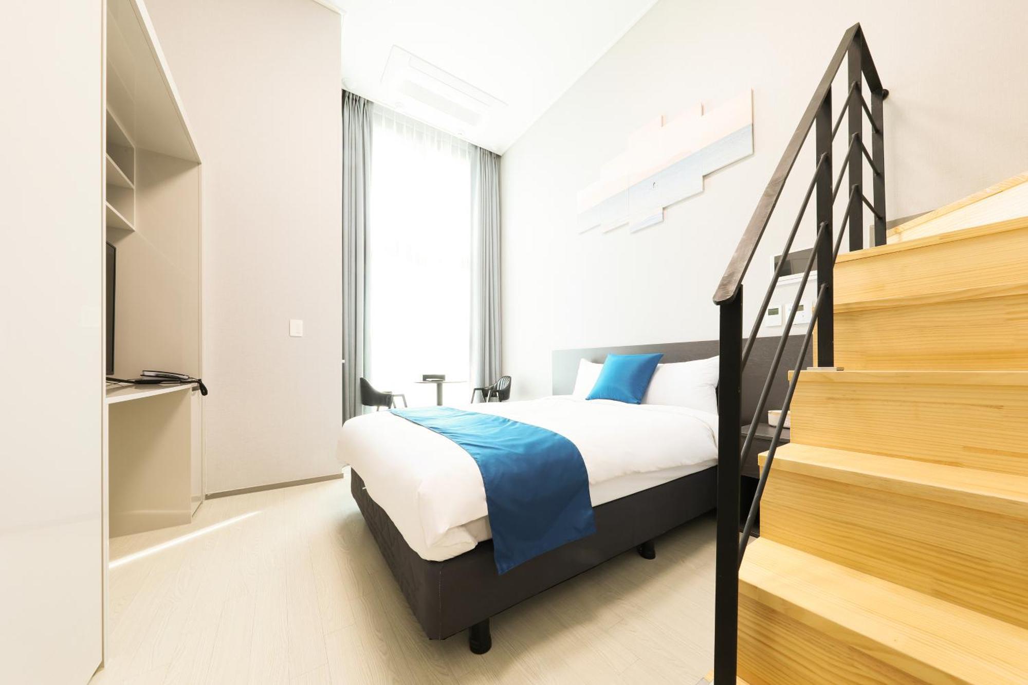 Coopstay Yeosu Hotel Exterior photo