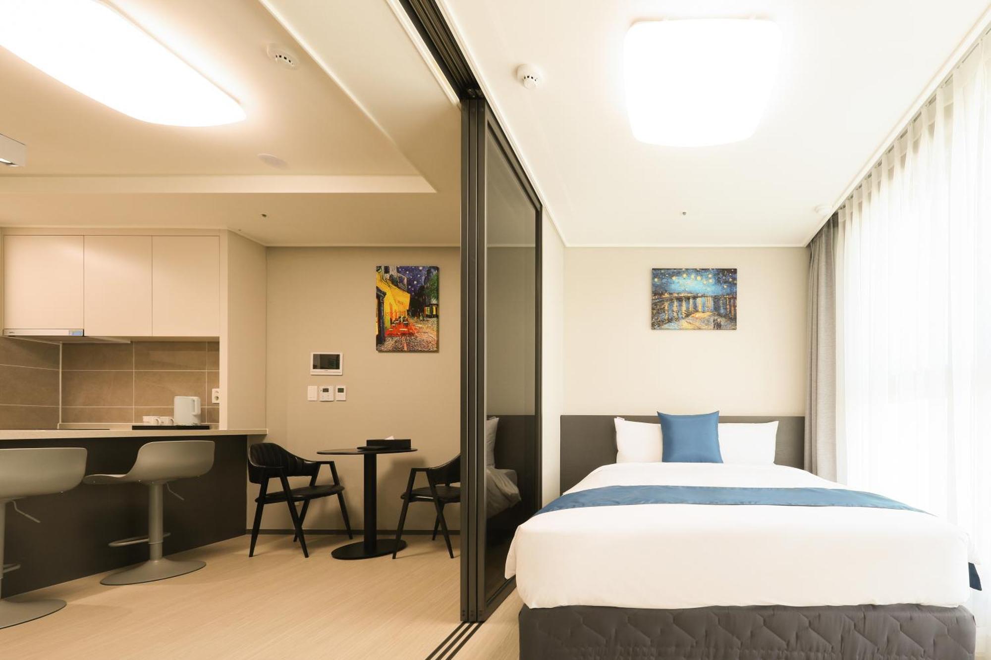 Coopstay Yeosu Hotel Exterior photo