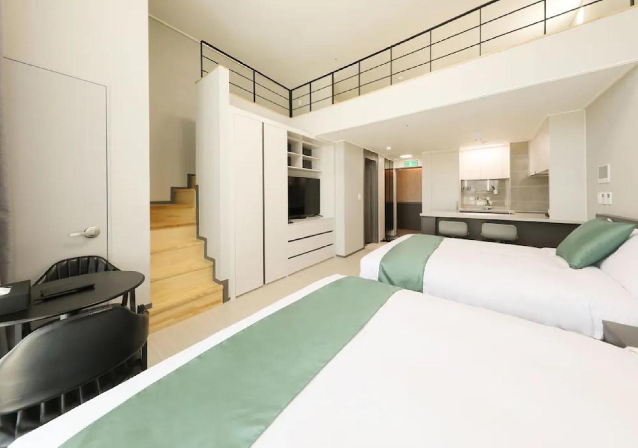 Coopstay Yeosu Hotel Exterior photo